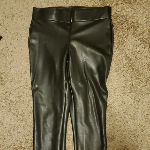 NWOT- Faux Leather Leggings - Picture 3 of 4